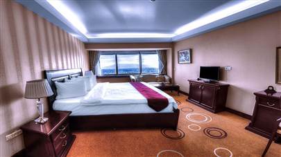  هتل بزرگ شیراز